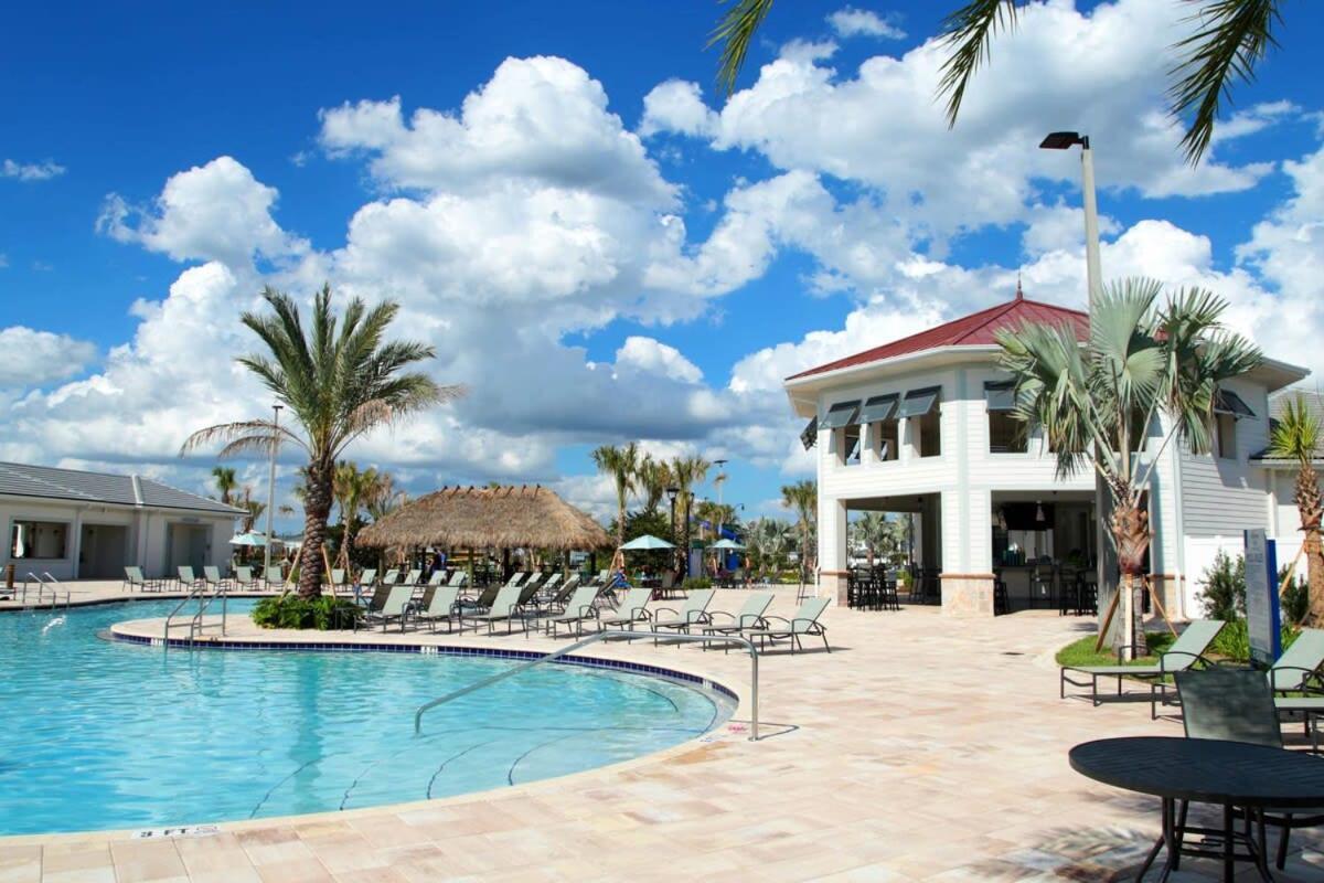 Stunning Family Friendly 5 Bd W/ Pool Close To @ Storey 4242 Holiday home Kissimmee