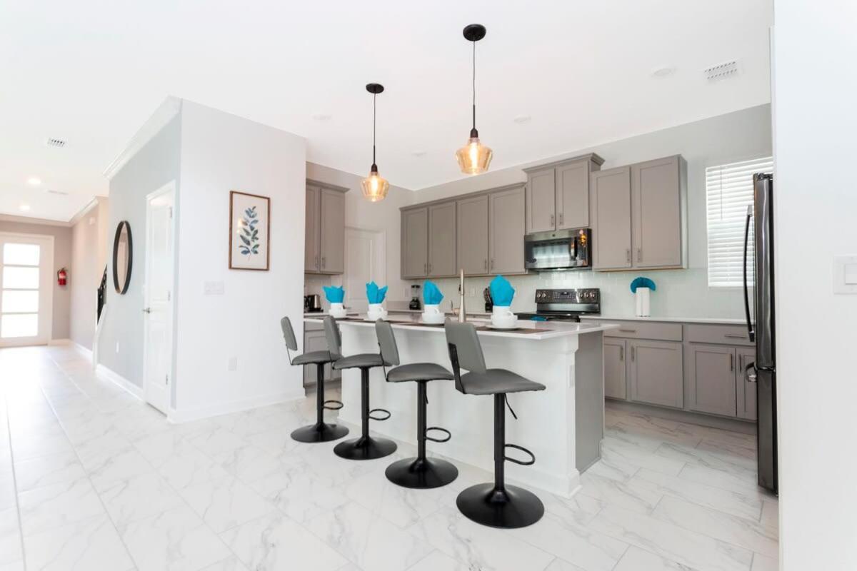 Holiday home Stunning Family Friendly 5 Bd W/ Pool Close To @ Storey 4242 Kissimmee